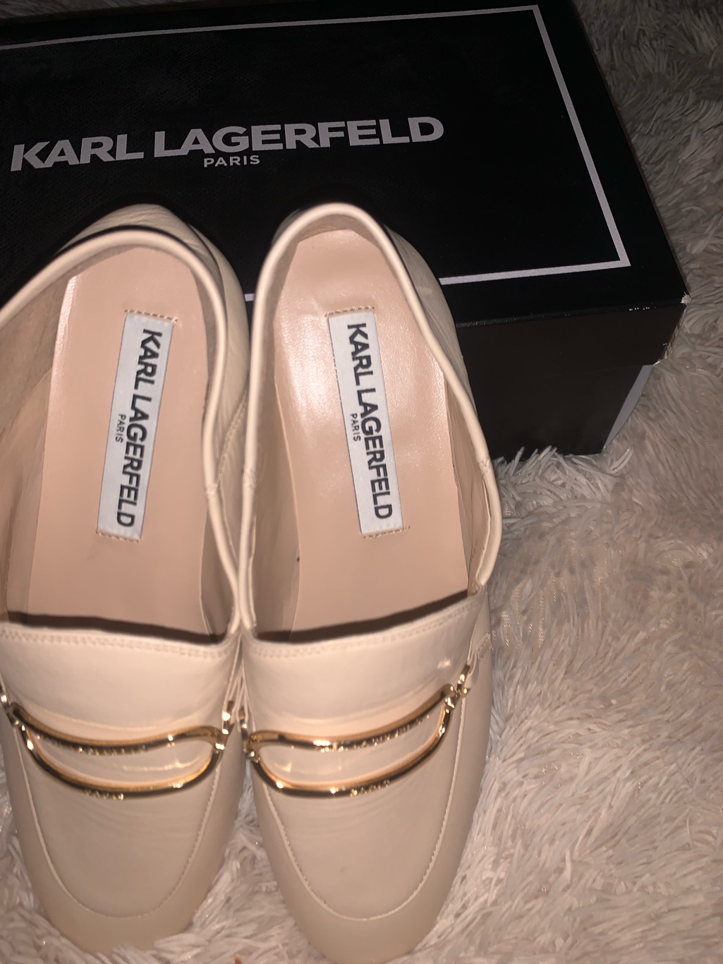 Karl Lagerfeld Cream Loafers With Gold Accent On Heel Of Shoe. Brand New, 6.5